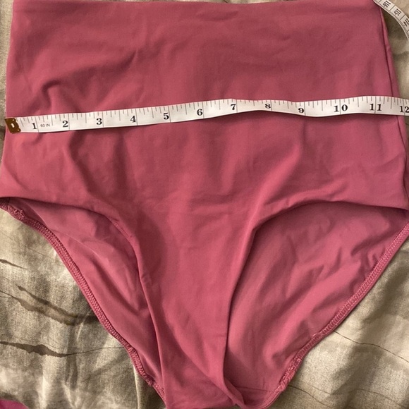 Lululemon Deep Sea High Waist Bottom Moss Rose Size 2 - Picture 7 of 8